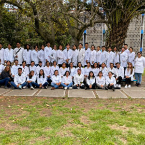 Visita de estudiantes de la carrera de Química Clínica de la Facultad de Ciencias de la Salud de la Universidad Autónoma de Tlaxcala